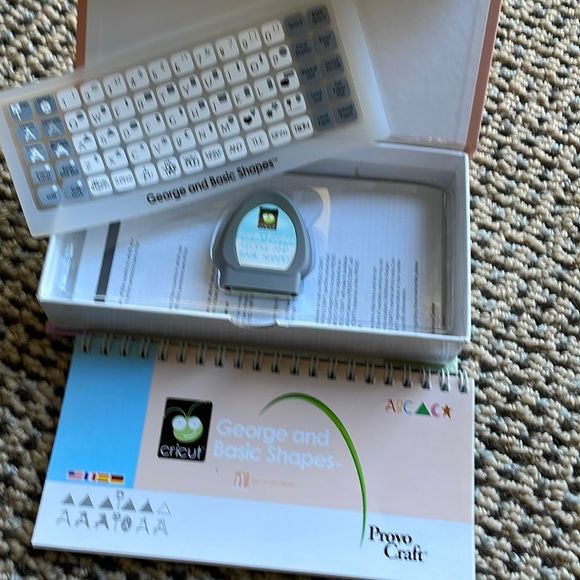 Cricut George and Basic Shapes - Picture 2 of 5